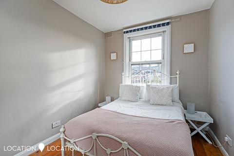 2 bedroom flat for sale, Gibson Gardens, London, N16