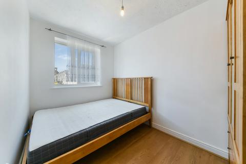 2 bedroom apartment for sale, Langbourne Place, Isle of Dogs, London E14