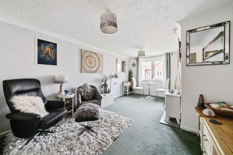 1 bedroom flat for sale, Buckingham Court, Shrubbs Drive, PO22