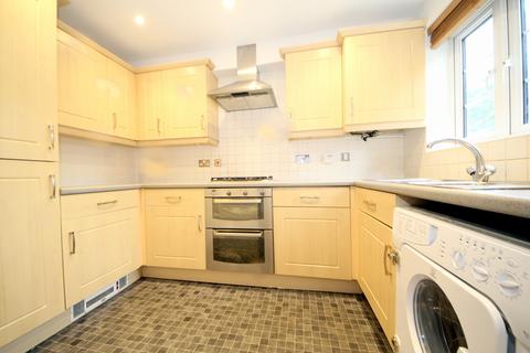 2 bedroom terraced house to rent, Principal Close, Southgate N14