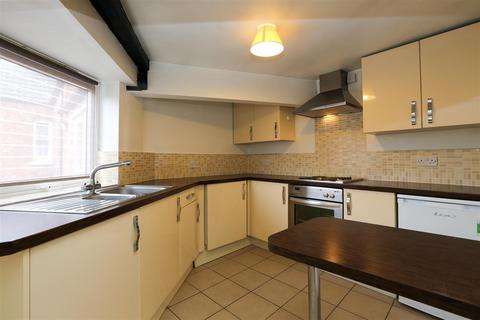 1 bedroom flat to rent, Knighton Fields Road West, Leicester, LE2