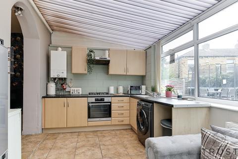 1 bedroom end of terrace house for sale, Batley WF17