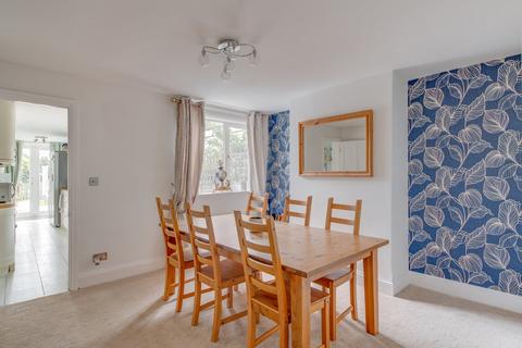 3 bedroom terraced house for sale, Castle Street, Astwood Bank, Redditch, Worcestershire, B96