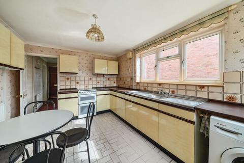 24 Brecon Way, Bedford, MK41 8DD