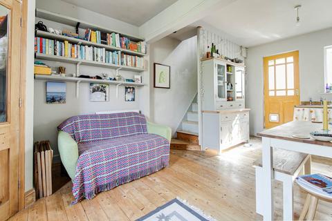 2 bedroom cottage for sale, Paddock Road, Lewes