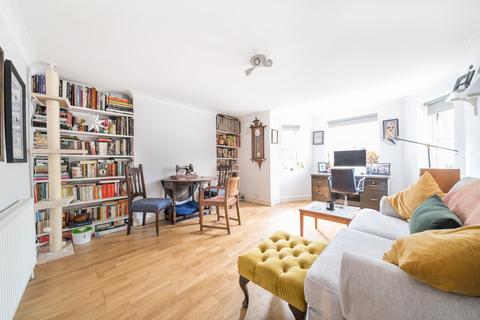 1 bedroom apartment for sale, Gilmore Road, London