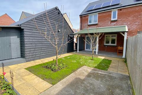 2 bedroom semi-detached house for sale, West Field Road, Weymouth
