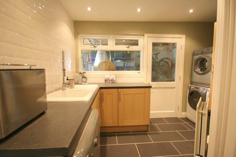 3 bedroom terraced house to rent, Park Avenue, Whitley Bay, Tyne And Wear, NE26