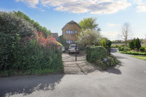 4 bedroom detached house for sale, Lower Road, East Farleigh, ME15