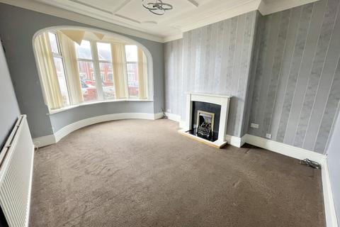 4 bedroom semi-detached house for sale, Central Drive, Blackpool FY1