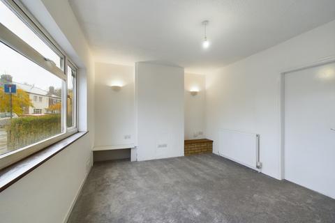 2 bedroom end of terrace house to rent, Willesden Avenue, Peterborough PE4