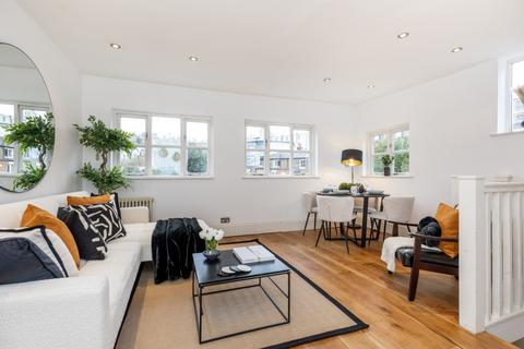 3 bedroom apartment for sale, Wallgrave Road, Earls Court, London, SW5