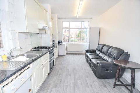 4 bedroom semi-detached house to rent, Amherst Road, Manchester, M14