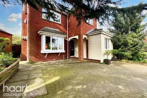 4 bedroom detached house for sale, Rectory Road, Colchester