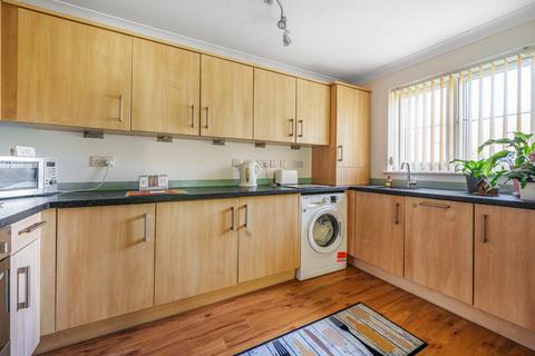 2 bedroom apartment for sale, Badgers Copse, Camberley, Surrey, GU15