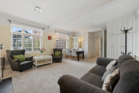 3 bedroom maisonette for sale - Allen Mansions, London