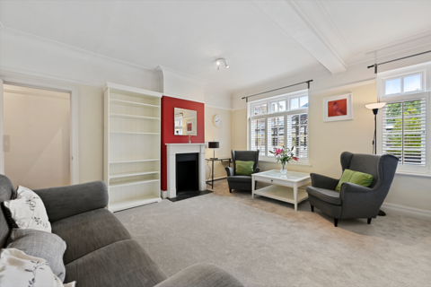 Flat 12a, Allen Mansions Allen Street, London, W8 6UY