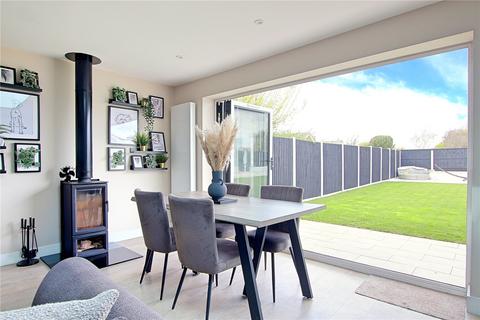 23 Blakehurst Way, Littlehampton, BN17 6HE