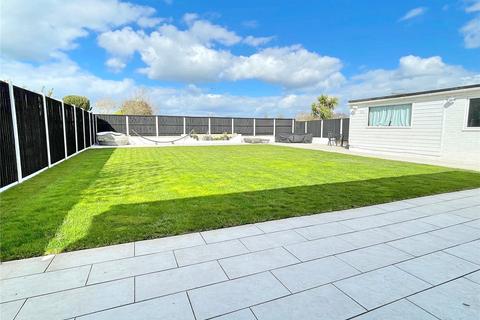 23 Blakehurst Way, Littlehampton, BN17 6HE