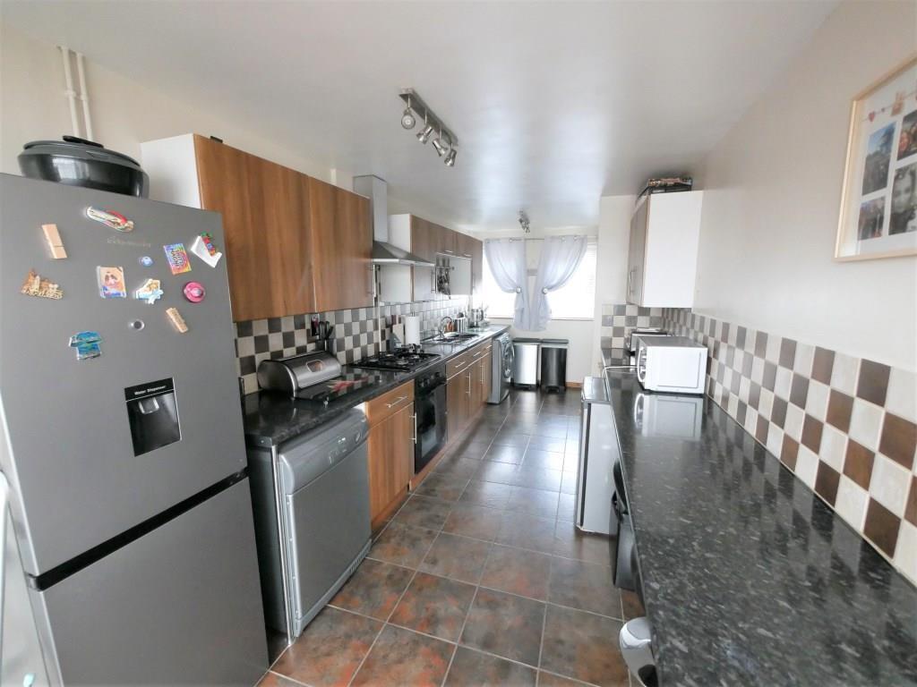 Wexford Road, Ipswich 3 bed terraced house for sale £230,000