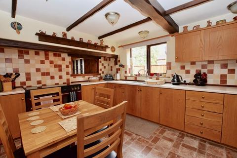 3 bedroom detached bungalow for sale, Sutton Lane, Barmby Moor