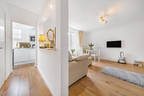 Studio for sale, Inverness Terrace, Bayswater