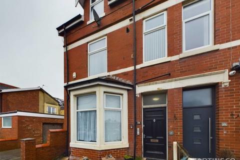 1 bedroom flat to rent, St. Patricks Road South, Lytham St. Annes FY8
