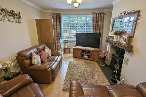 2 bedroom end of terrace house for sale, Hardwick Road, Solihull