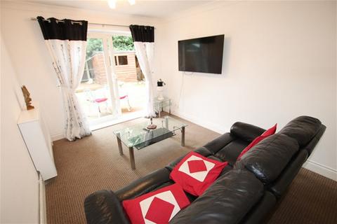 2 bedroom flat for sale, Knox Road, Clacton on Sea