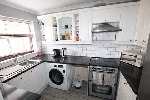 2 bedroom flat for sale, Knox Road, Clacton on Sea