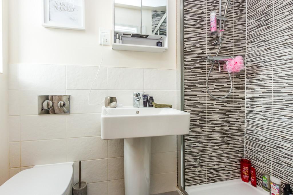 Ensuite shower room