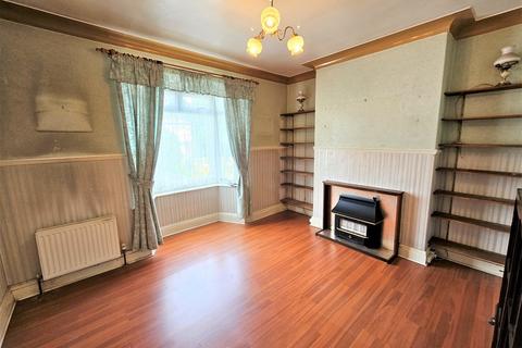 3 bedroom semi-detached house for sale, Broadgate Lane, Leeds LS18