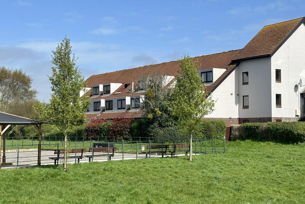 18 Parish Court - Main