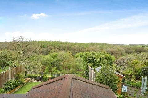 15 Trentham Road, Hartshill, Nuneaton, CV10 0SN