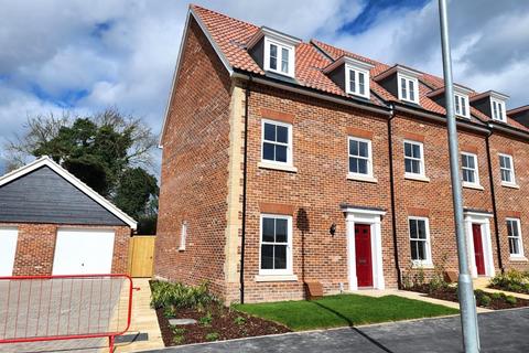 4 bedroom townhouse for sale, Elswick Road, Thetford