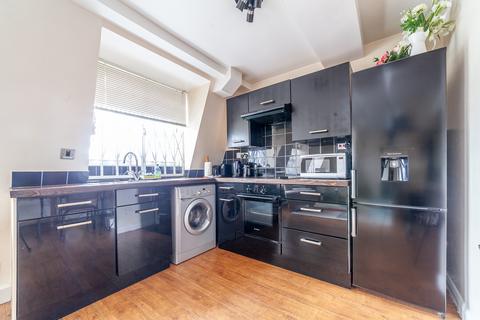 1 bedroom flat to rent,  Cromwell Road, London SW7
