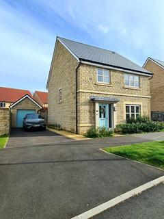 4 bedroom detached house for sale, Groundstone Way, Corsham SN13