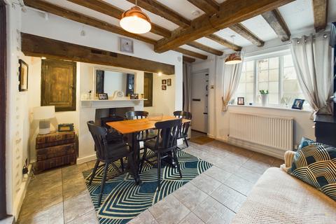 15 Bridge Street, Uttoxeter, ST14 8AR