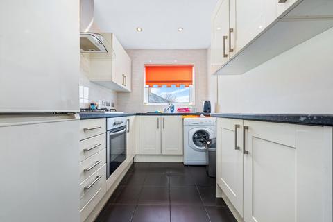 2 bedroom flat for sale, Tyn-y-pwll Road, Whitchurch, Cardiff