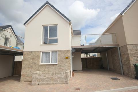 2 bedroom detached house to rent, Vixen Way, Plymouth PL2
