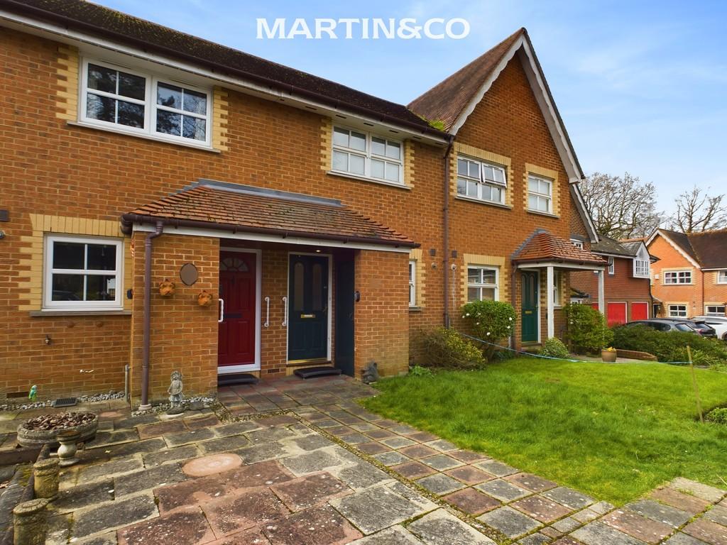 Poppy Place, Wokingham 2 bed terraced house for sale £435,000