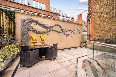 Flat A, 6 Green Street, London, W1K 6RW