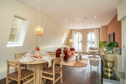 2 bedroom flat to rent, Curzon Street, Mayfair, London