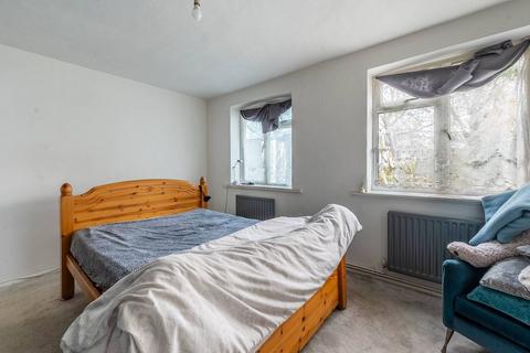 1 bedroom flat for sale, Wood End Lane, Northolt, UB5