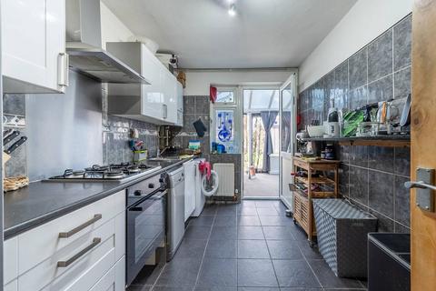 undefined, Wood End Lane, Northolt, UB5