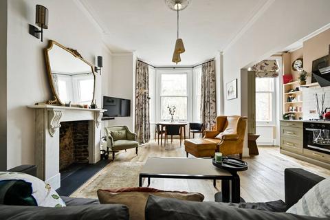 1 bedroom flat for sale, Castellain Road, Little Venice, London, W9