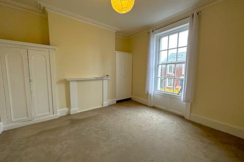 3 bedroom apartment to rent, Warwick Road, Carlisle