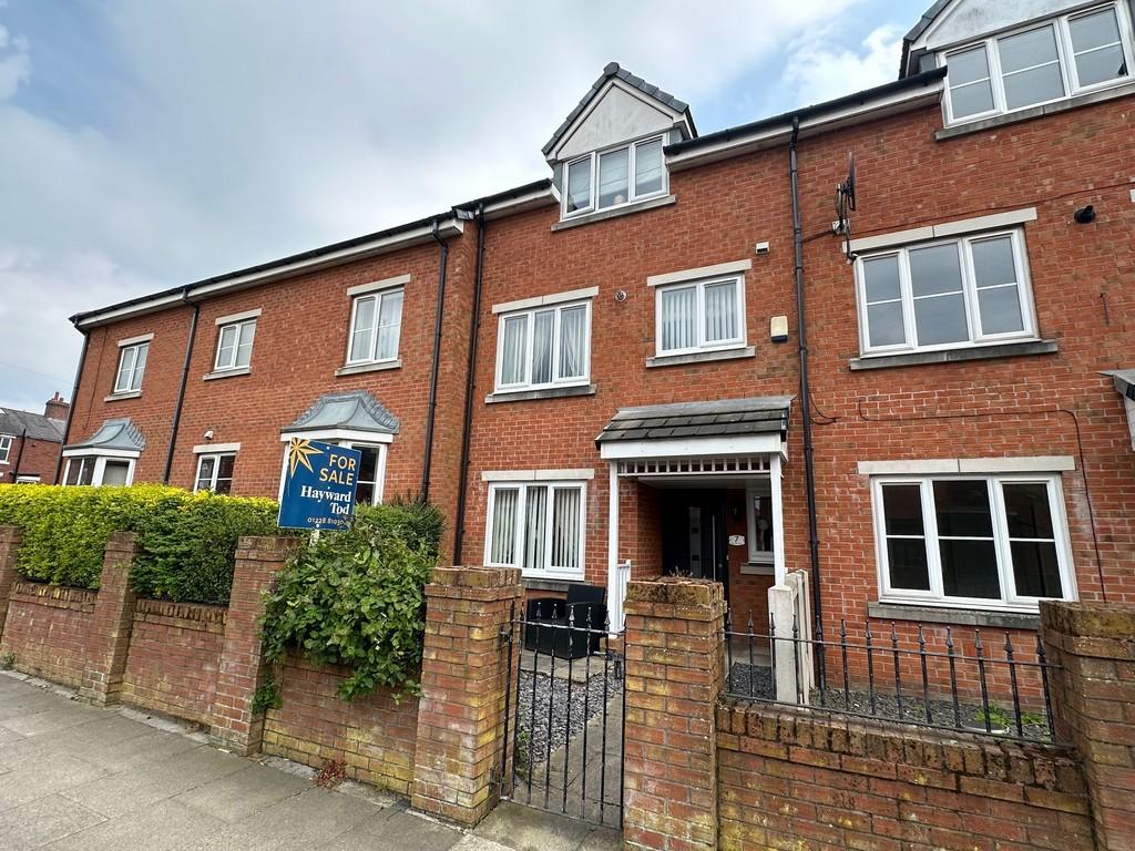 Yew Tree Court, Carlisle 4 bed townhouse for sale £220,000
