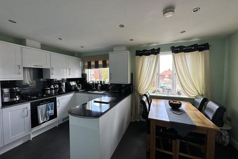 4 bedroom townhouse for sale, Yew Tree Court, Carlisle