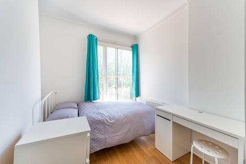 2 bedroom flat to rent, Elsham Road, Olympia, London, W14